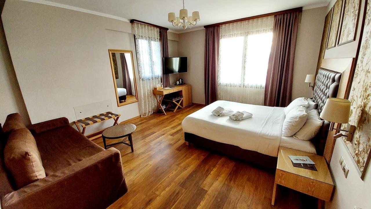 La Suite Boutique Hotel & Spa Janina Zewnętrze zdjęcie